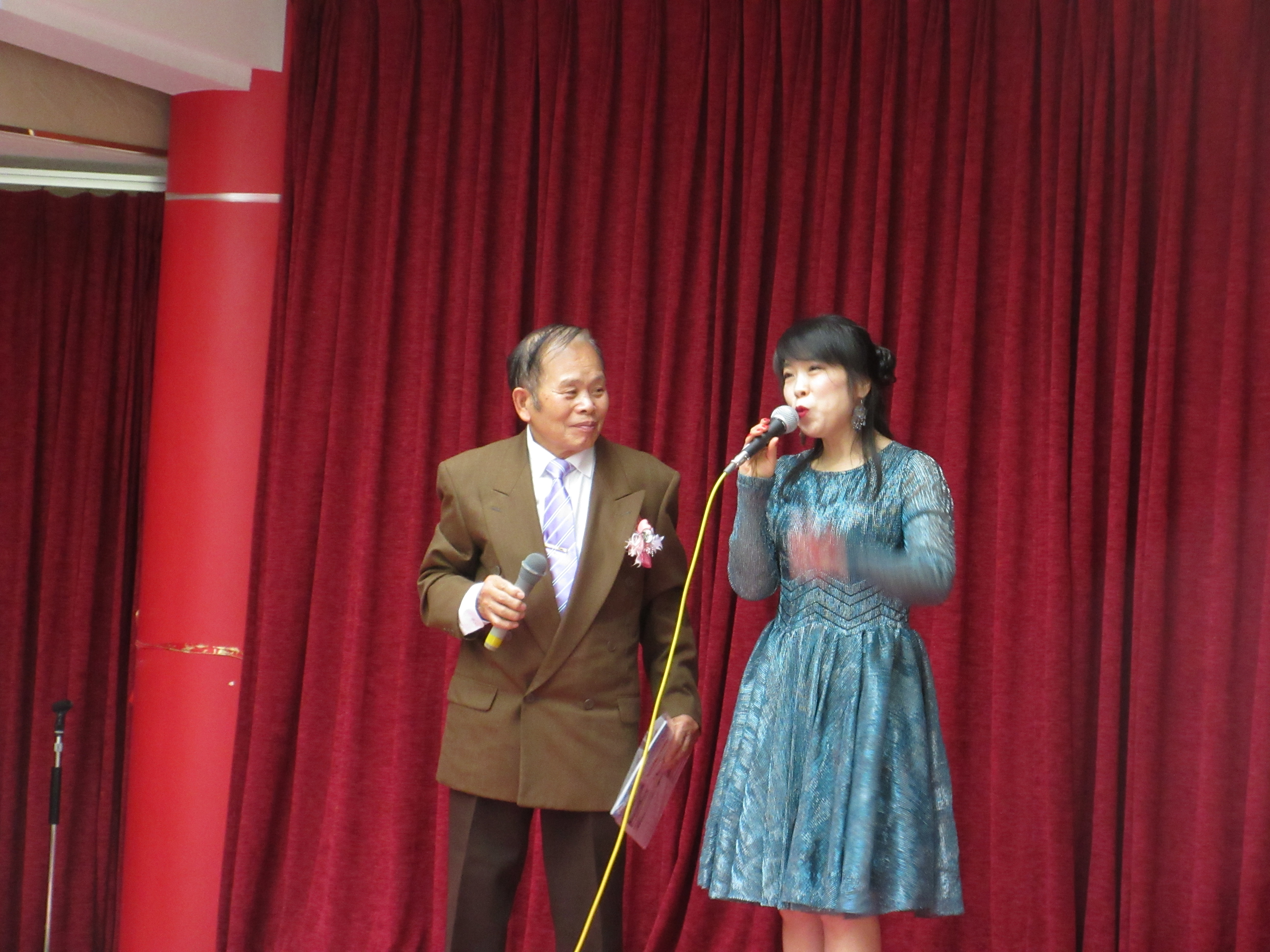 歌謡ショー・手品(誕生会)